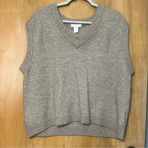H&M Women's Tan V-Neck Sweater Vest Small